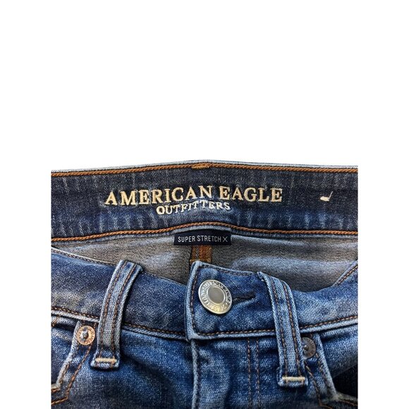 American Eagle Distressed Medium Wash Super Stretch Mini Blue Jean Skirt Size 2 - Picture 3 of 5